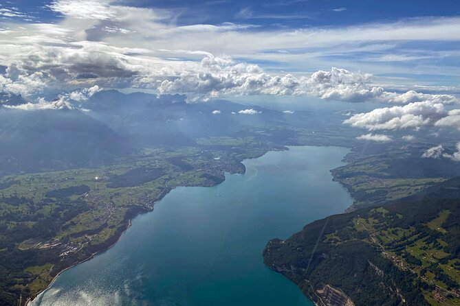 Private helicopter flight to Stockhorn mountain, with view to the Swiss Alps - What the private price means
