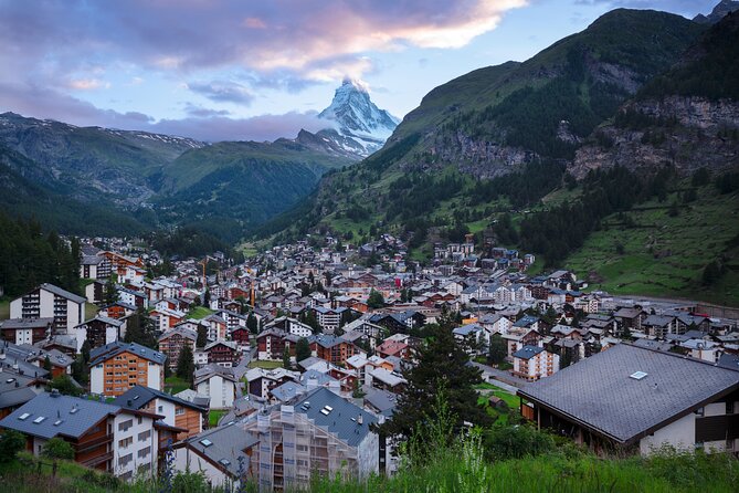 Private Mystic Zermatt Tour: Peaks, History & Culture - A quiet pause at the Mountaineers’ Cemetery