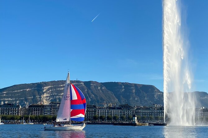 Private sailing cruise on Lake Geneva from Geneva - Leaving Cologny for Geneva’s harbor