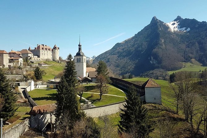 Private Swiss Cheese and Chocolate Tour from Interlaken - Bern in 1 hour and 15 minutes