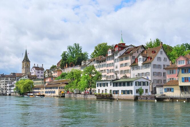 Private Tour of Zurich in 60 minutes with a Local - A fast first look at Zurich’s old town