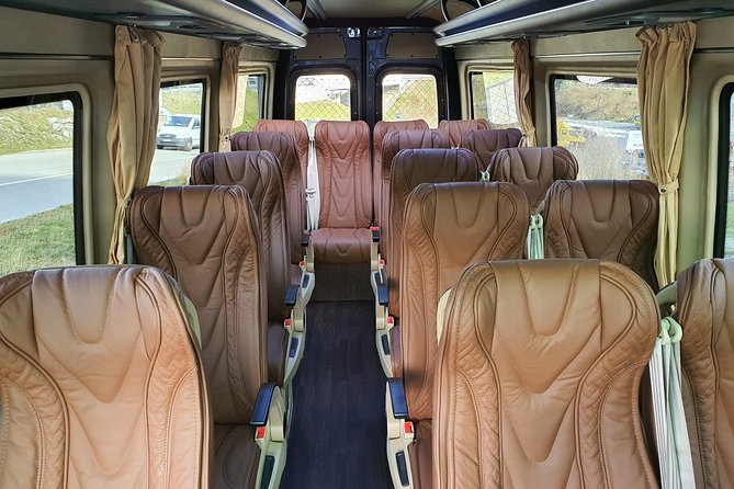 Private transfer from Bern City to Zurich Airport - Who should book this transfer?