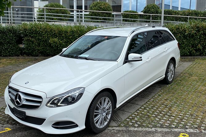Private transfer from Zurich City to Basel Airport - What you get inside the vehicle