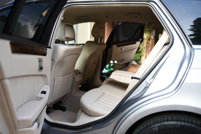 Private transfer from Zurich City to Zurich Airport - Vehicle comfort and the executive-car question