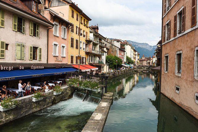 Private Trip from Geneva to Annecy in France - The unusual Palais de l’Île