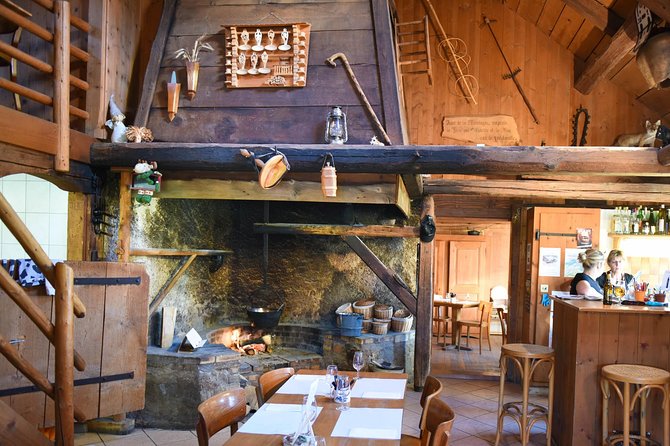 Private Trip from Geneva to Gruyeres: Cheese & Chocolate Tasting - Gruyeres village, local shopping, and castle time