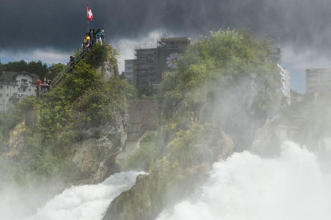 Private Trip to Rhine Falls - Europe's largest waterfalls - Guides can make the difference