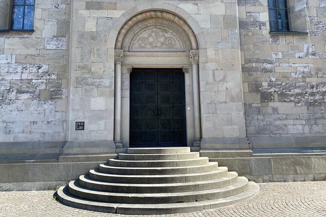 Self-Guided Audio City Tour in Zurich - St. Peter’s, the Roman baths, and Zurich’s civic center