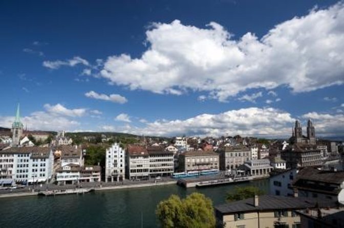 Self-Guided Audio Tour to the Dark Side of Zurich - Zurich’s dark side begins at Paradeplatz