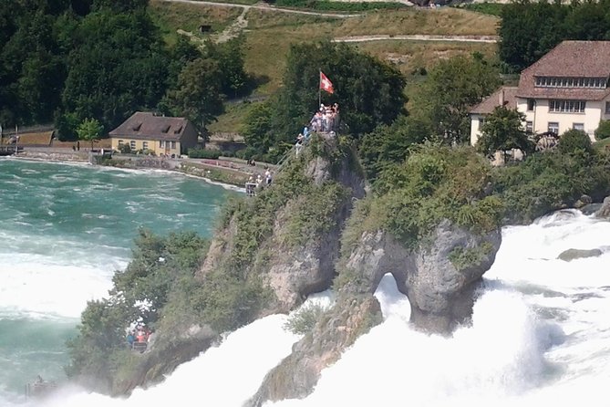 Stein am Rhein and Rhine Waterfalls Day Trip from Zürich - What the guide adds