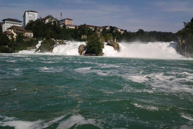 Stein am Rhein and Rhine Waterfalls Day Trip from Zürich - What Stein am Rhein does, and does not, offer