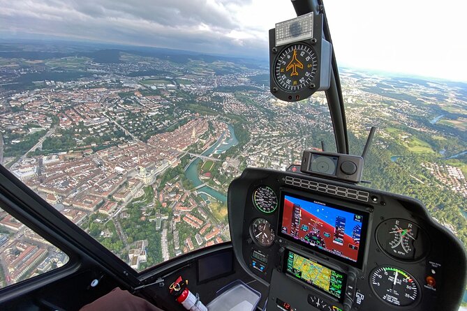 Swiss Capital city helicopter sightseeing tour - the ideal flight to see Berne - Parliament rises above the old centre