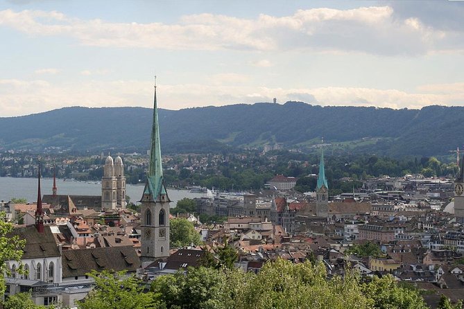 The Best of Zurich Including Panoramic Views in a Small Group Walking Tour - How the Guides Shape the Experience
