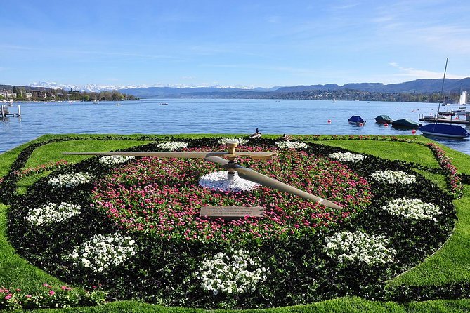 The Best of Zurich Including Panoramic Views in a Small Group Walking Tour - Old Town Streets and the Four Main Churches