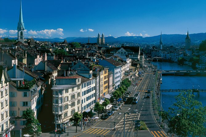 The Great Tour of Zurich by Bus and Boat - What makes the price worthwhile