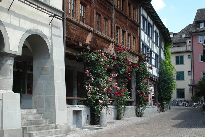 The Great Tour of Zurich by Bus and Boat - Practical advice for a smoother day