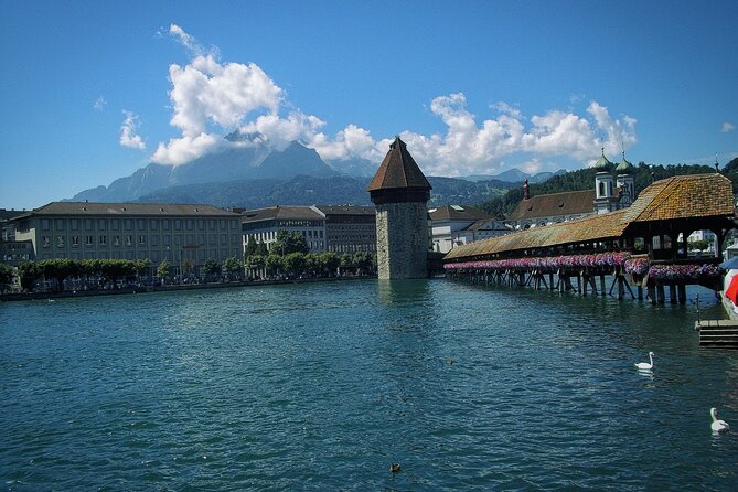 Touristic highlights of Lucerne on a Private half day tour with a local - Who will get the most from this Lucerne walk?