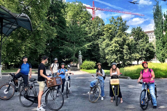 Urban Bike Tour Zurich - What the pace and group size mean