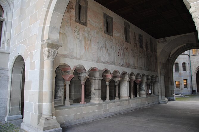 Zurich 360° City Walk Tour Including Hidden Spots - Grossmünster and the Reformation