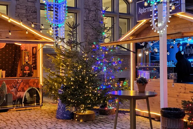 Zurich Christmas Market Tour - Walcheplatz and the Singing Christmas Tree