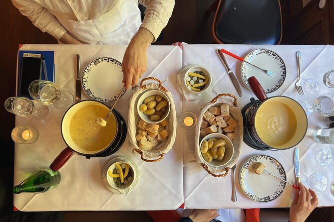 Zurich Food Tour with 10 Local Delicacies, Cheeses & Chocolates - Fraumünster, St. Peter’s, and Zurich’s Big Clock Face
