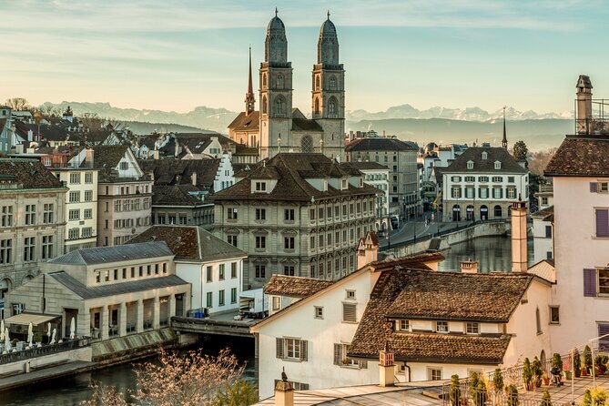 Zurich Highlights City Tour with Optional FIFA Museum Ticket - Lake Zurich: a short but useful photo stop