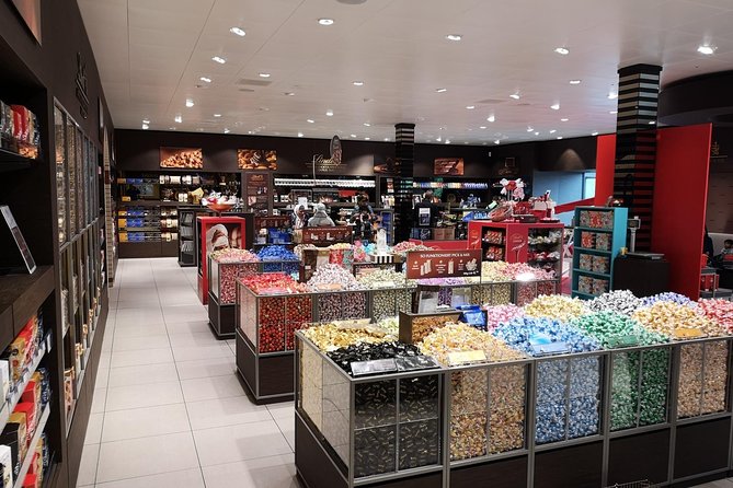 Zürich, Lindt Chocolate, Rheinfalls and Stein am Rhein - What the private format really adds