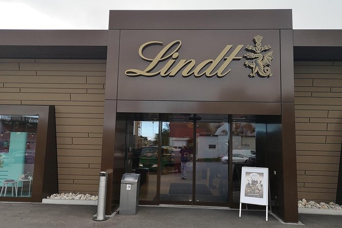 Zürich, Lindt Chocolate, Rheinfalls and Stein am Rhein - Who will enjoy this tour most?