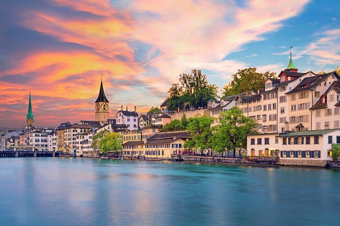 Zurich Small-Group Walking Tour Including a Lake Cruise - Bahnhofstrasse and Paradeplatz show the polished side